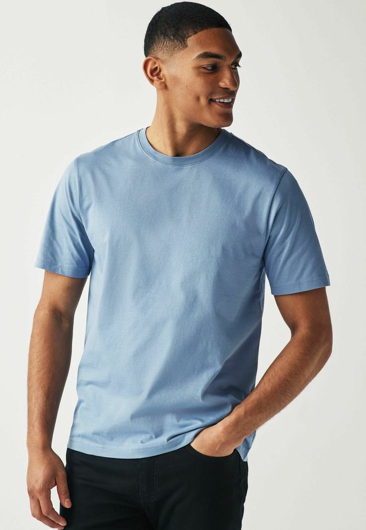 Essential Crew Neck T-Shirt